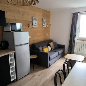 4-6 Personnes Génos